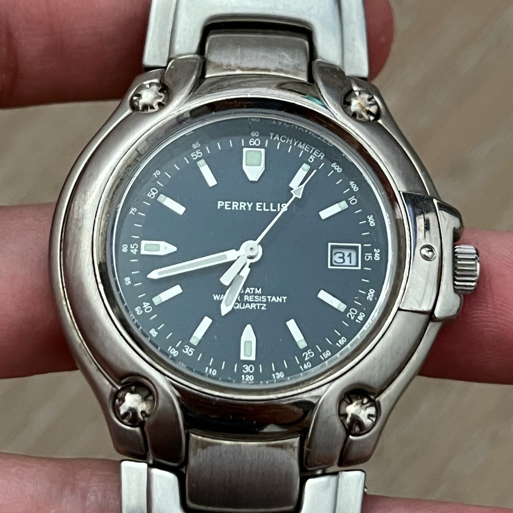 Perry Ellis Watch - Picture 5 of 5